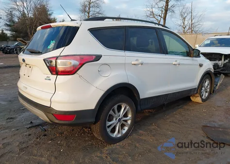 2017 Ford Escape Se z USA, uszkodzony, nr VIN 1FMCU9GD9HUA98086
